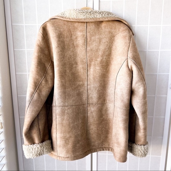 BRAETAN Tan Cozy Sherpa Lined Faux Shearling Zip Up Coat - Picture 3 of 8